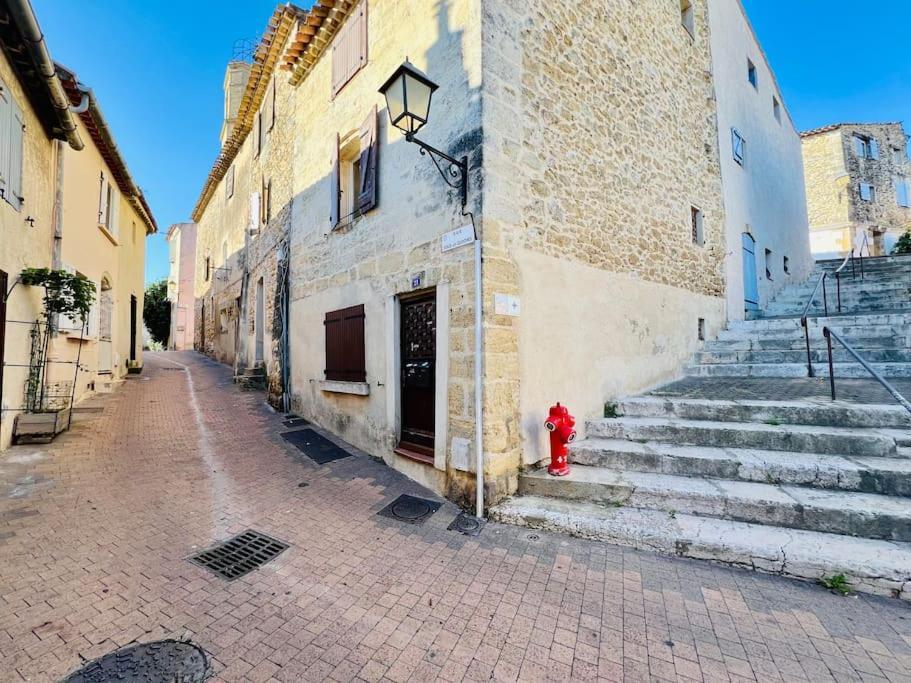 Ferienwohnung Studio Du Clocher - Centre Historique, Cosy, Wifi, 2 Personnes Istres Exterior foto